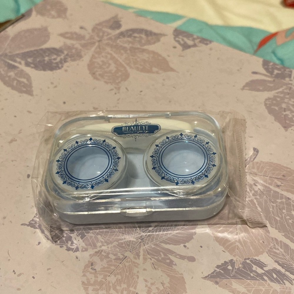 Lens storage